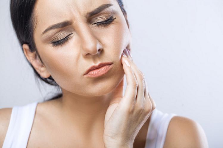 Як заспокоїти зубний біль