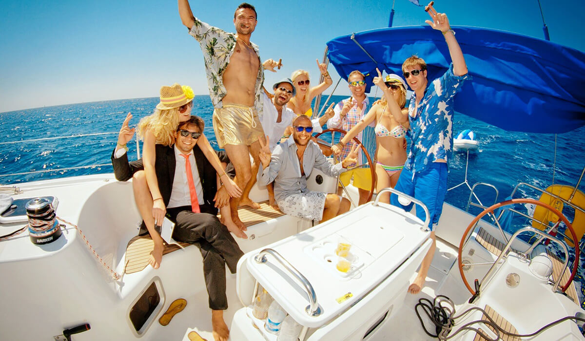 Корпоратив на яхте.