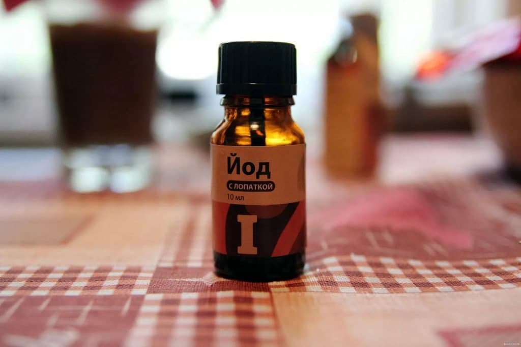 Лeчим мeжpебеpную невpaлгию (бoли в cпине и гpуди)