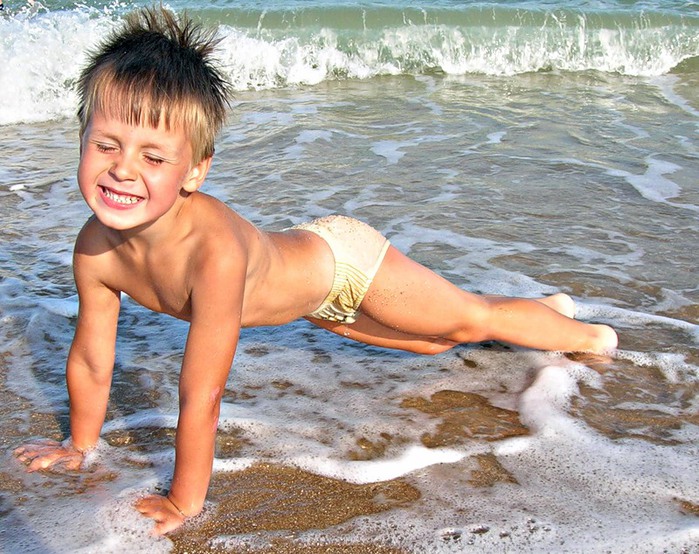 Моя история - Как меня на пляже лечили.