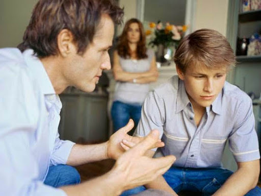 Особистість підлітка і сім'я.